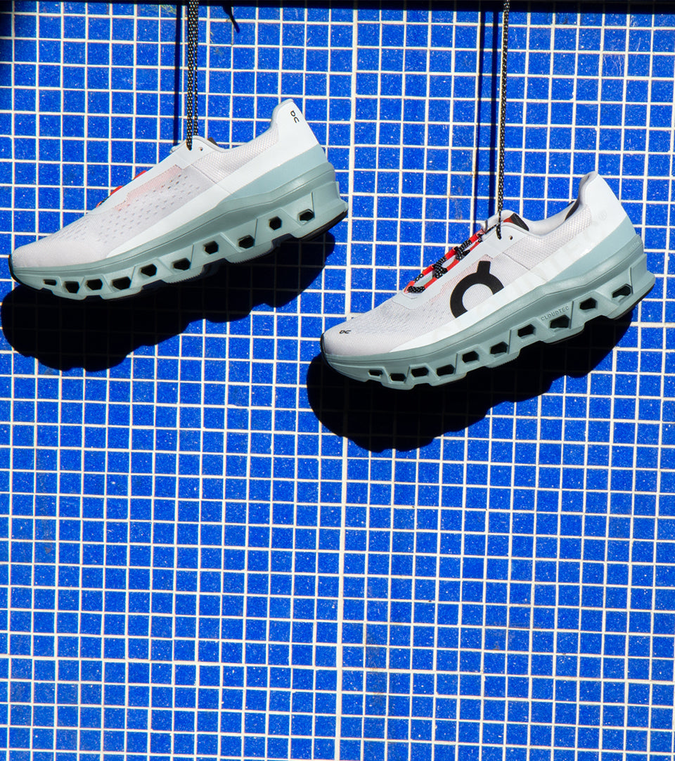 Montre GPS Garmin Fenix 7 avec affichage numérique et bracelet robuste