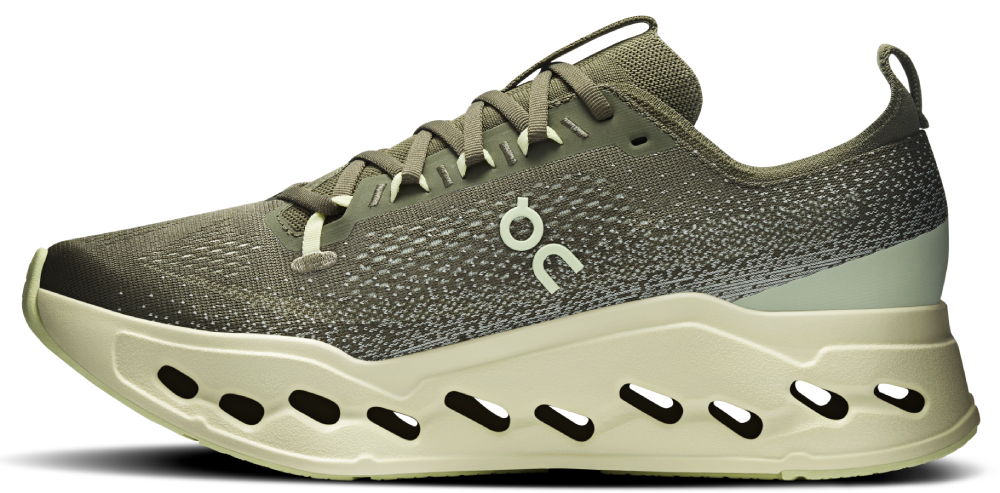 On Cloudsurfer Max - second image