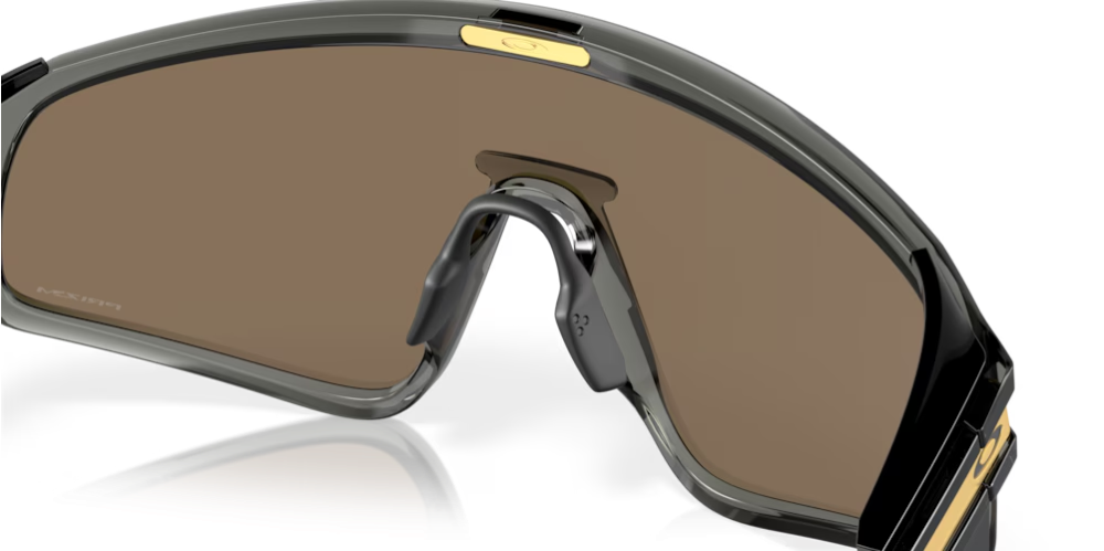 Oakley Latch Panel