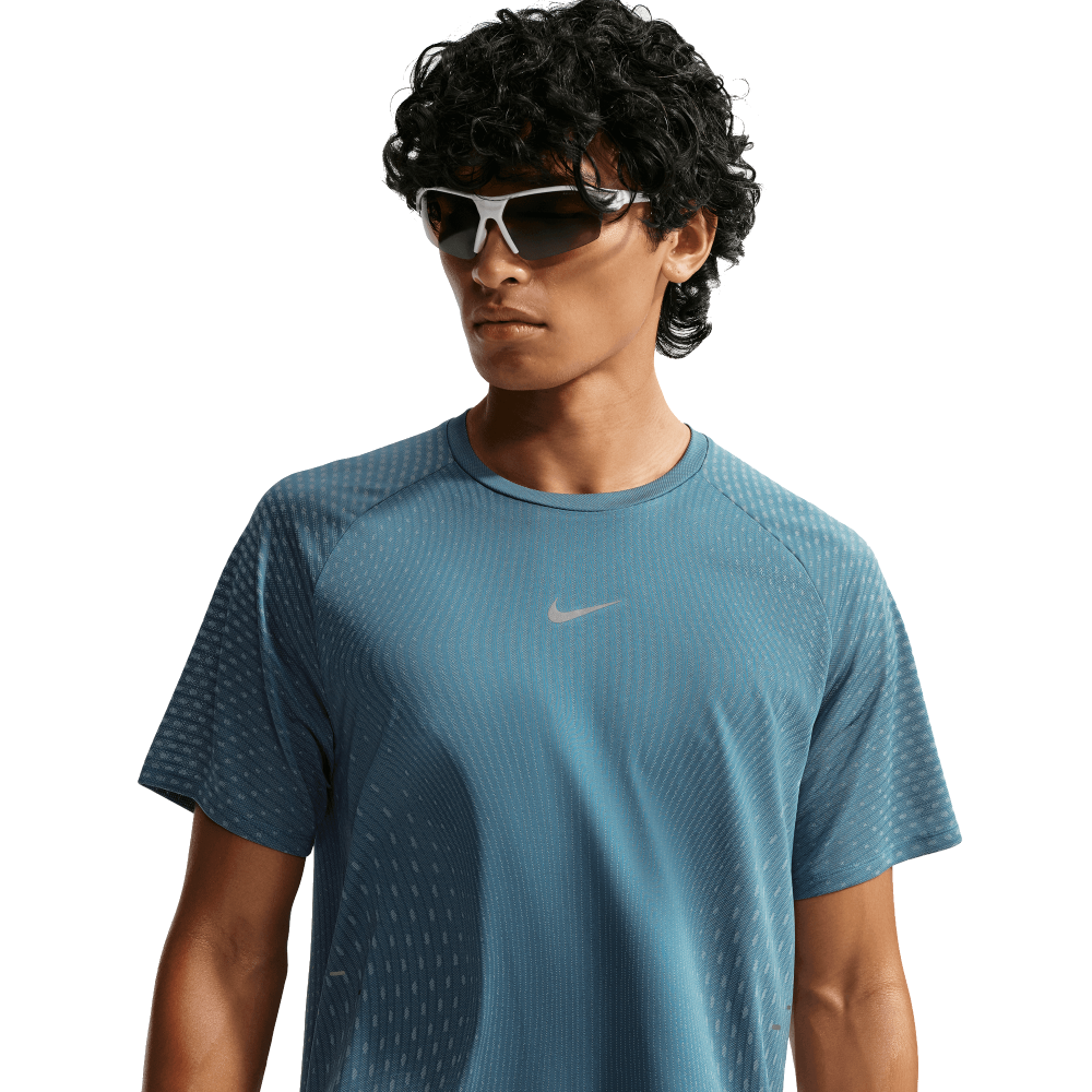 Nike Stride Aero-FIT