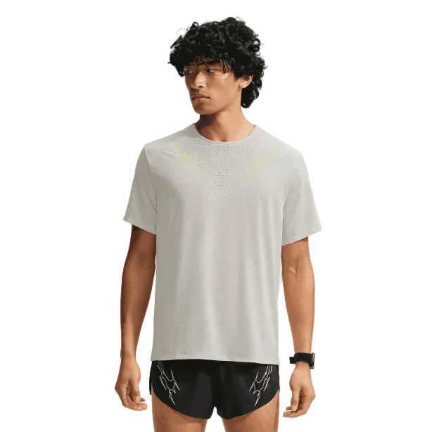 Nike AeroSwift