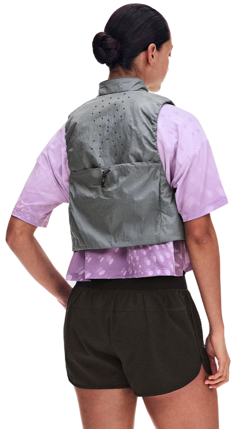 On Perf Volt Vest - second image