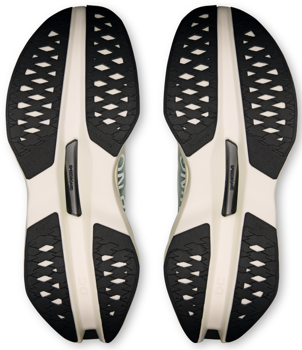 On Running Cloudboom Max