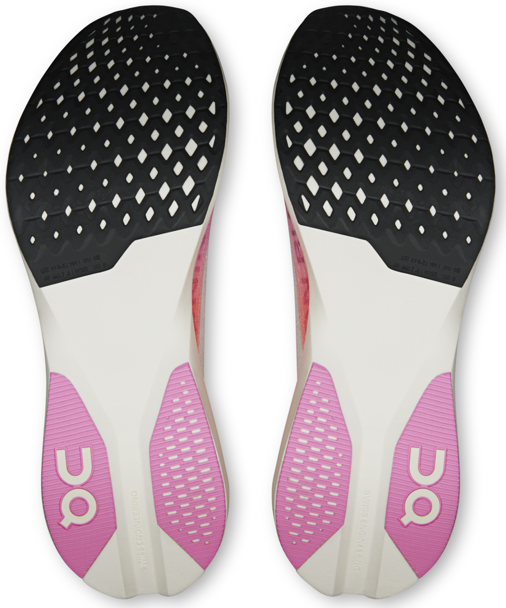 On Running Cloudboom Strike Ls