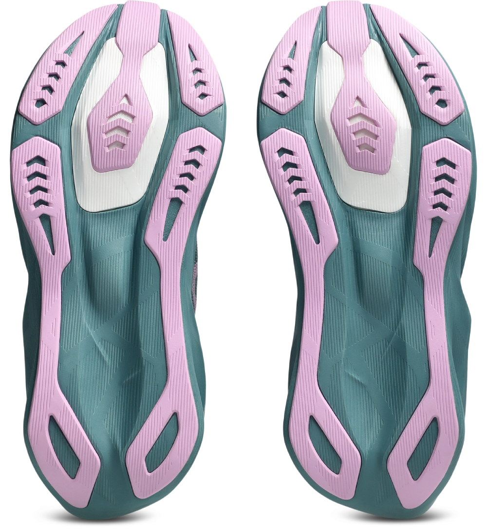 Asics Novablast 6