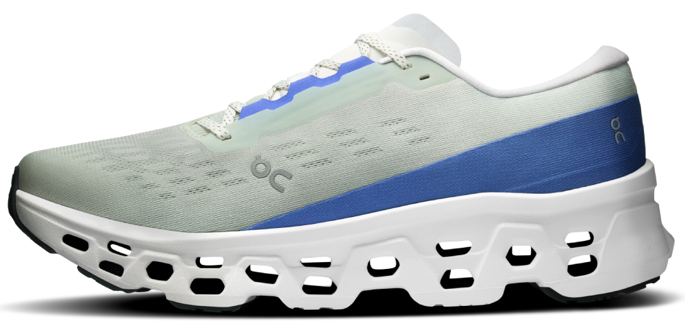 On Cloudmonster 3 - second image