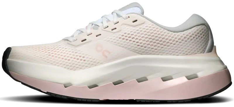 On Cloudrunner 3 Max - second image