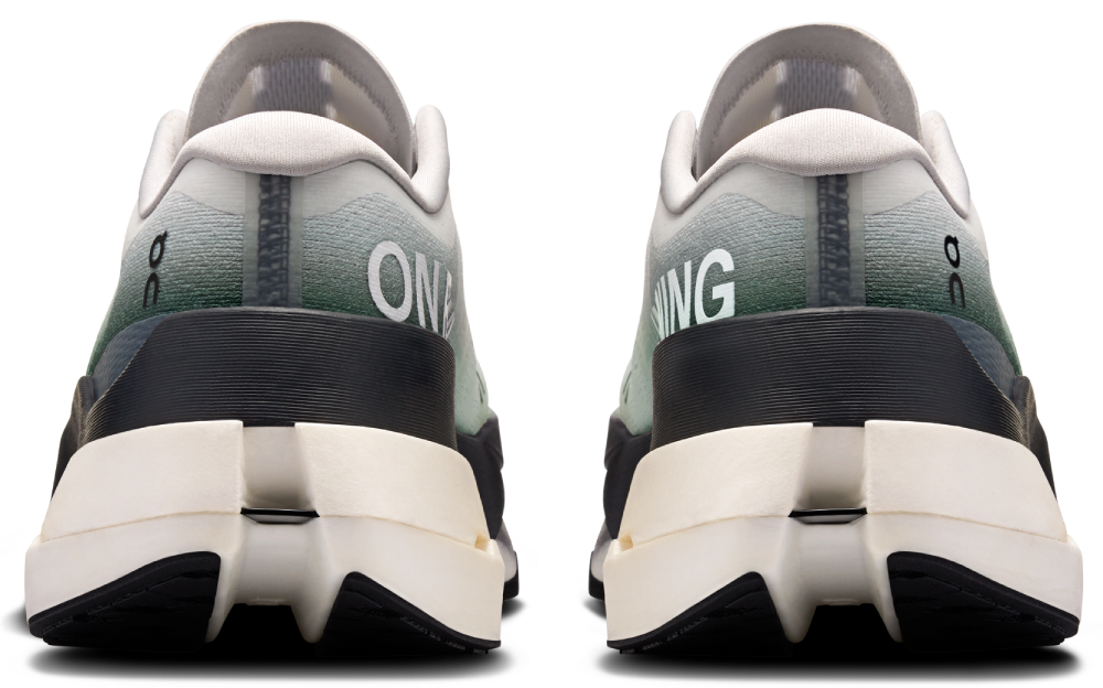 On Running Cloudboom Max