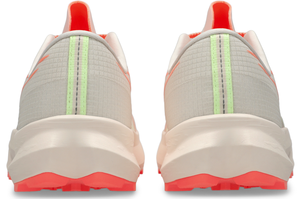 Asics Fuji Lite 7