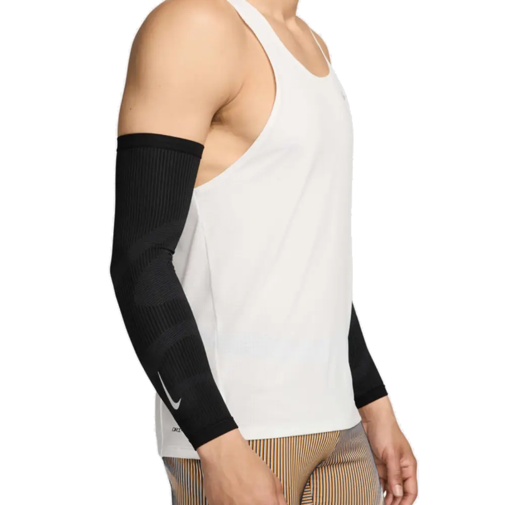 Nike Zoned Knit Arm
