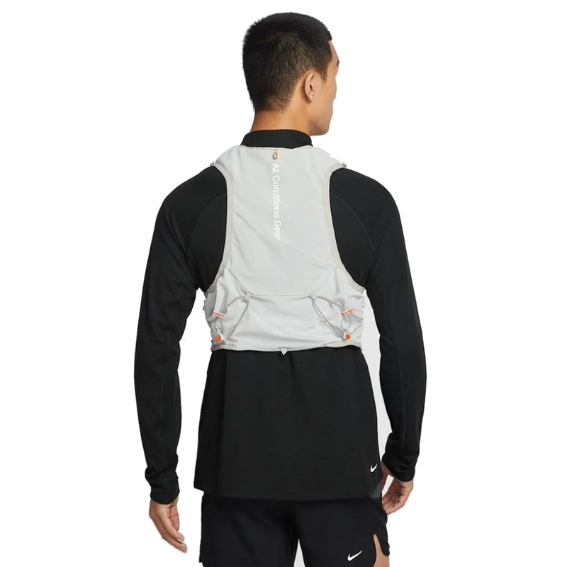 Nike ACG Goat Vest 5L - second image