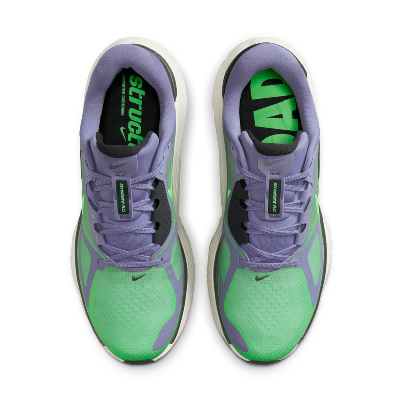 Empeigne en mesh et maintien