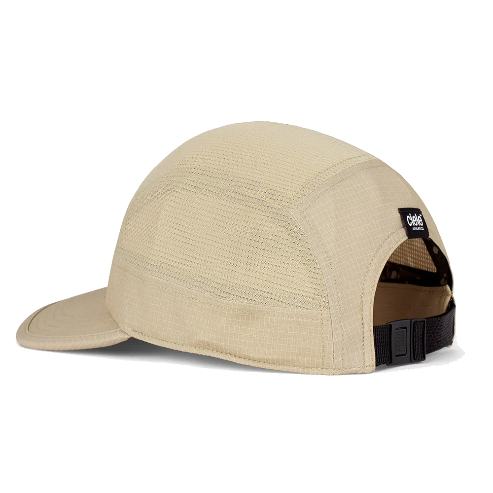 Ciele Gocapsc Field Clow Safari