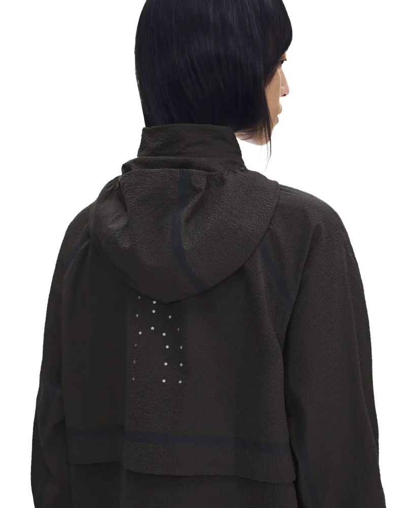 On Performance Volt Jacket - second image
